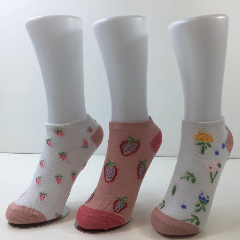 Womens Ankle Socks 3 Pack Cute Strawberry Floral Patterns Pink White Yellow